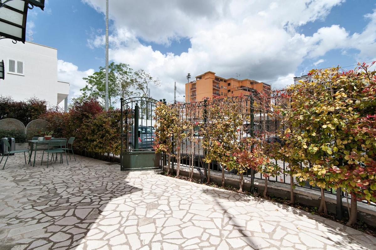 Residence De Franchis - Smart Apartments Lecce Eksteriør bilde
