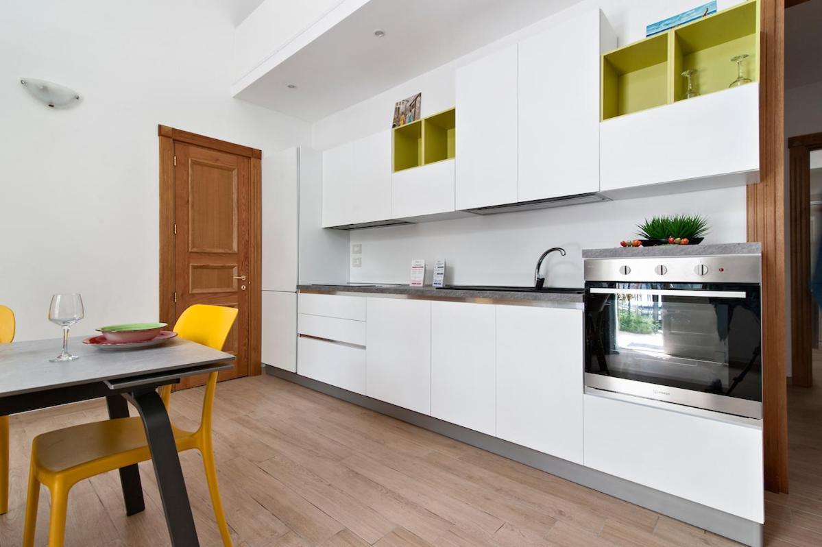 Residence De Franchis - Smart Apartments Lecce Eksteriør bilde