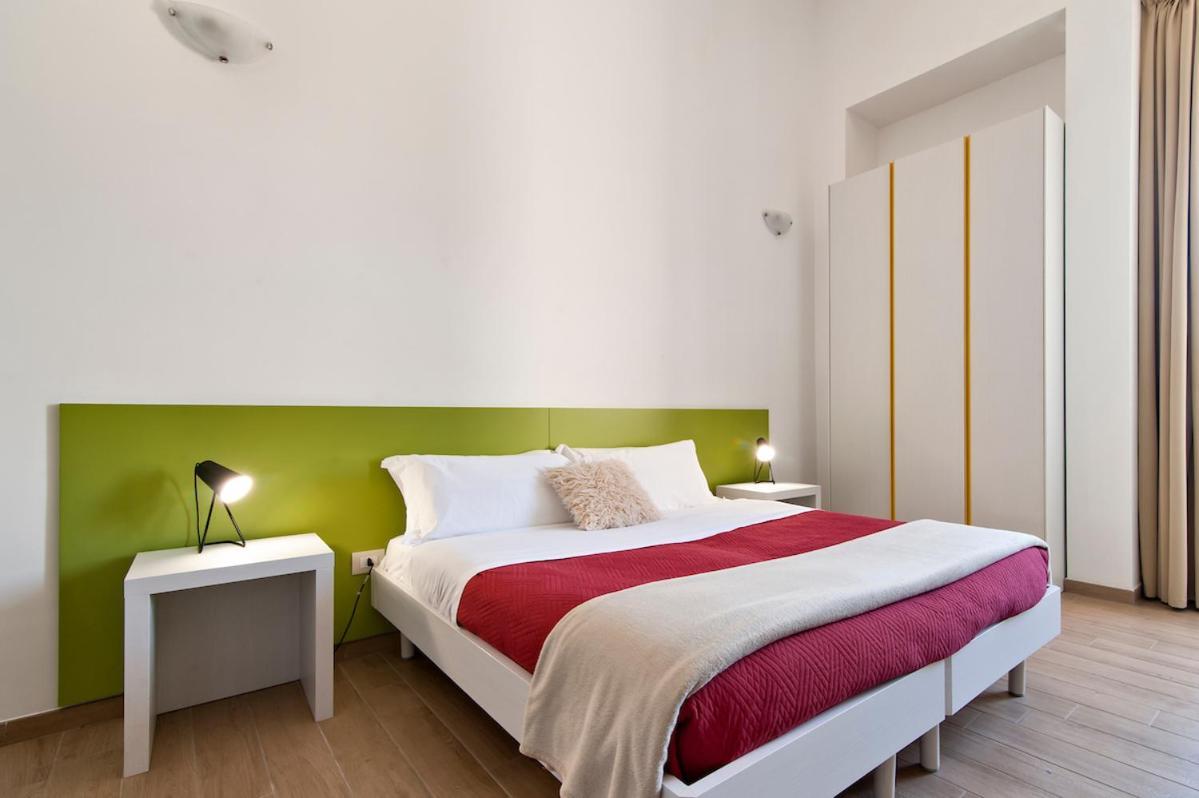 Residence De Franchis - Smart Apartments Lecce Eksteriør bilde