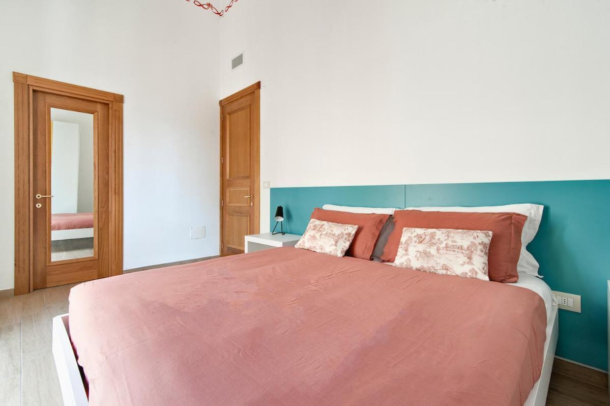 Residence De Franchis - Smart Apartments Lecce Eksteriør bilde