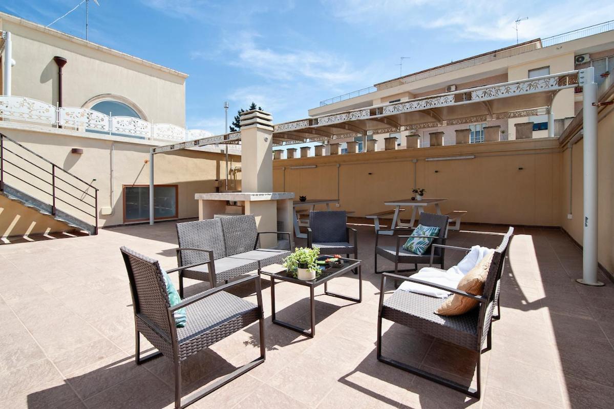 Residence De Franchis - Smart Apartments Lecce Eksteriør bilde