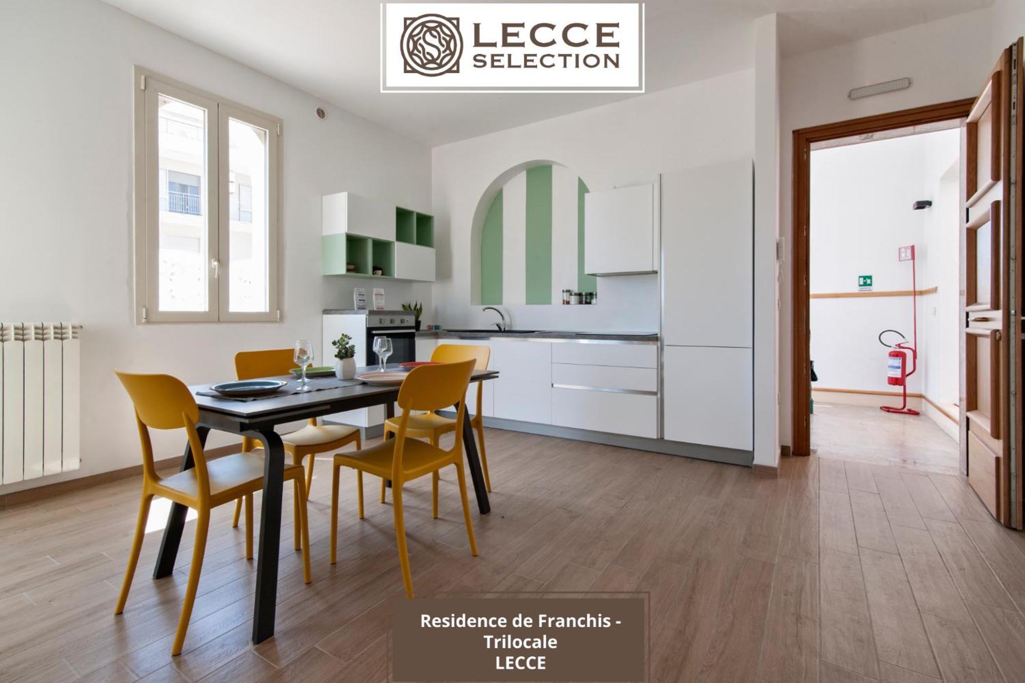 Residence De Franchis - Smart Apartments Lecce Eksteriør bilde